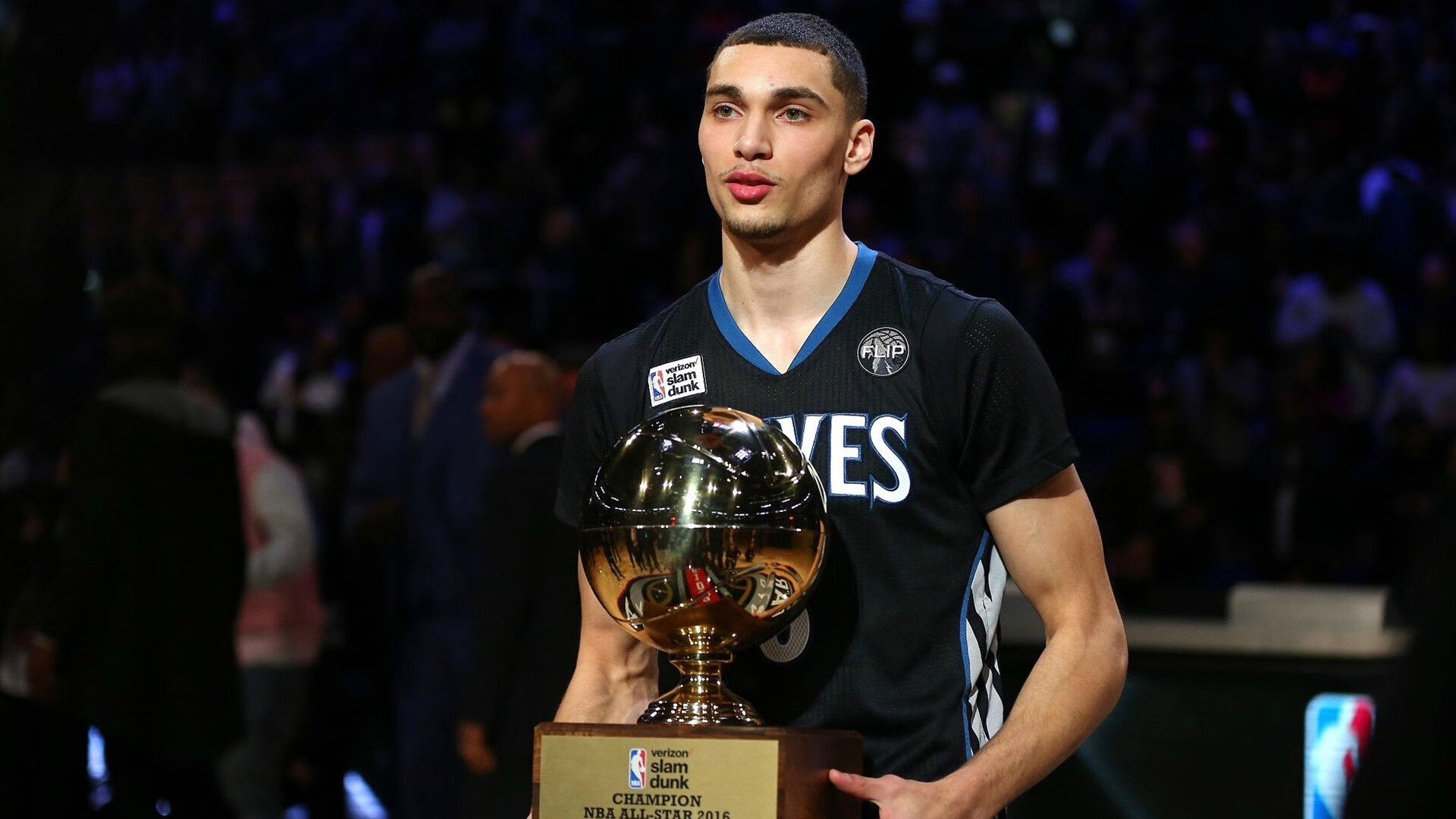 步行者制霸爵士，米切尔如何从孤胆英雄蜕变为关键先生？