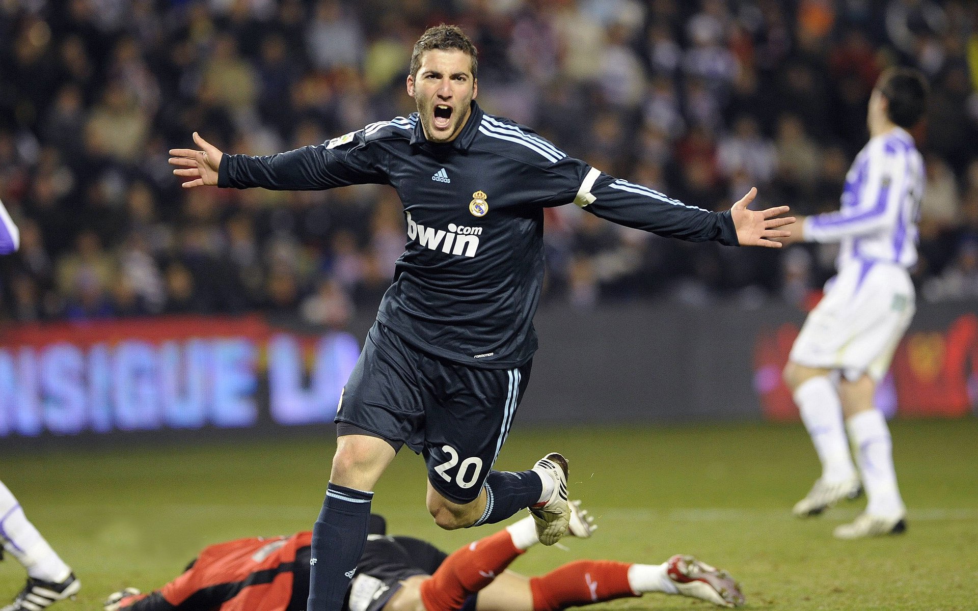 哈弗茨的救赎，从伦敦迷雾到沙特阳光，一个关键先生的诞生