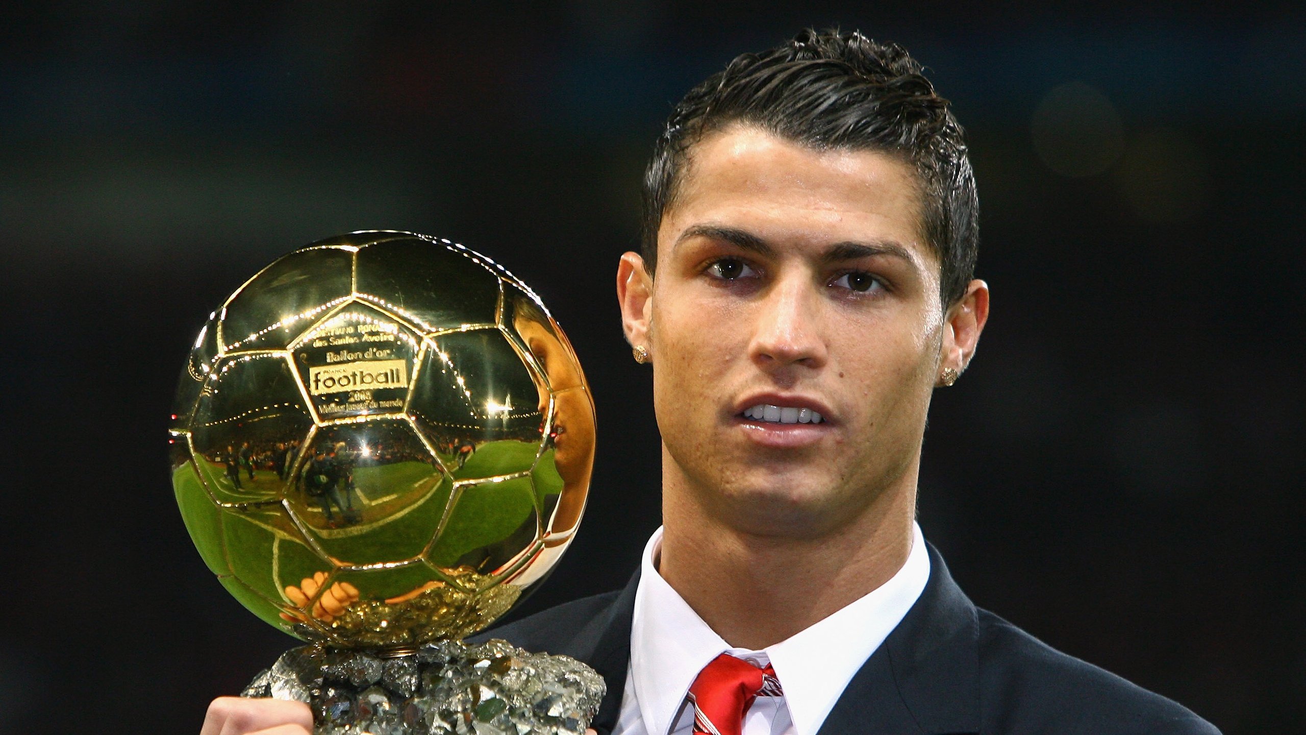 开云APP-2026世界杯焦点战，皇马末节带走雷恩，足球与篮球的战术革命